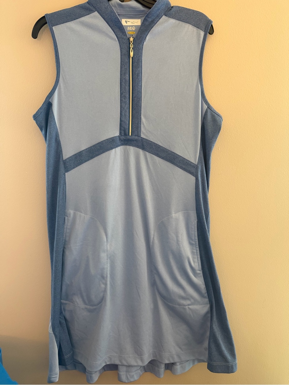 MPG Sleeveless Light Blue Athletic Tunic with Front Zip